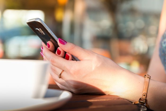 Come i siti d’incontri hanno tenuto compagnia ai single durante la pandemia