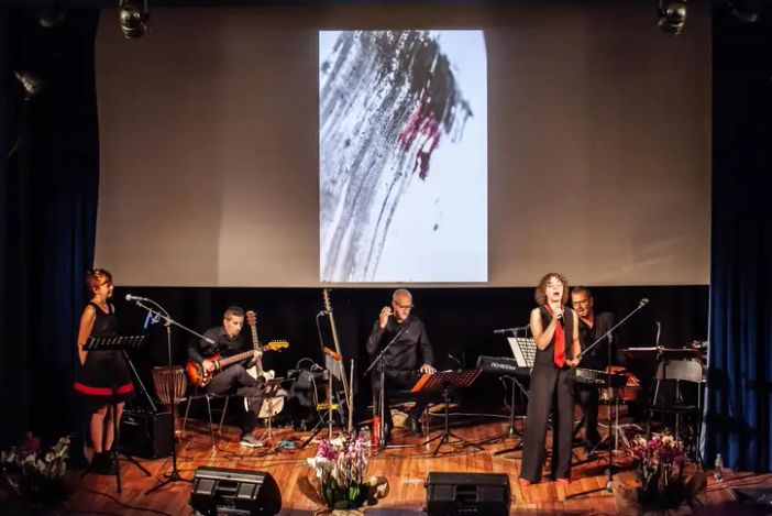 A Borgo San Dalmazzo, Piasco e Cuneo in scena il reading concerto “Tutta la mia voce: l’insonnia dell’amore” A Borgo San Dalmazzo, Piasco e Cuneo in scena il reading concerto “Tutta la mia voce: l’insonnia dell’amore”