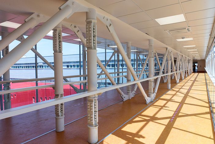 Un interno del nuovo ospedale di Verduno (foto di Barbara Guazzone)