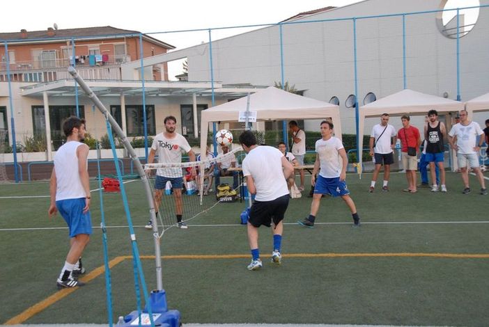 Al Mussotto calcio-tennis per ricordare Foglino e Naso e fare beneficenza