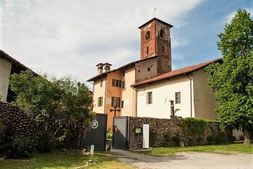 Un cena al buio solidale al monastero di San Biagio di Mondovì Un cena al buio solidale al monastero di San Biagio di Mondovì