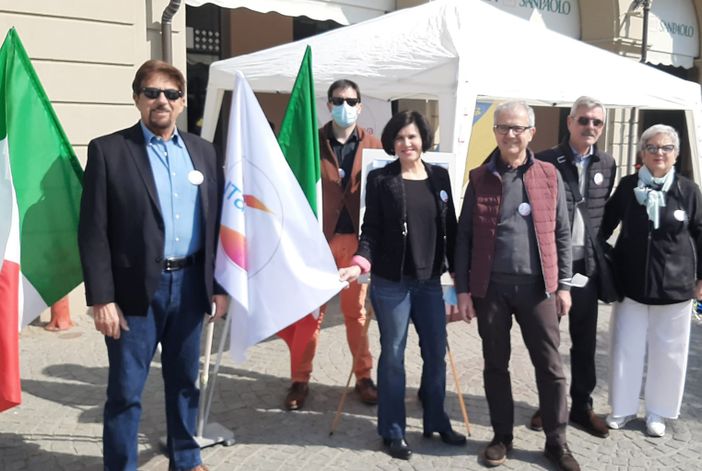 Anche Alba tra le "mille piazze" coinvolte nella manifestazione nazionale di Italia Viva