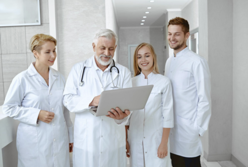 AAA cercasi medici libero professionisti AAA cercasi medici libero professionisti