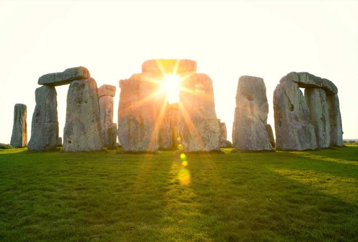 Il sito di Stonehenge e la sua silhouette distintiva
