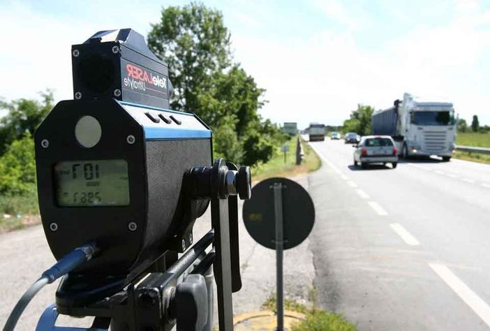 Autovelox non a norma, le multe possono essere contestate Autovelox non a norma, le multe possono essere contestate