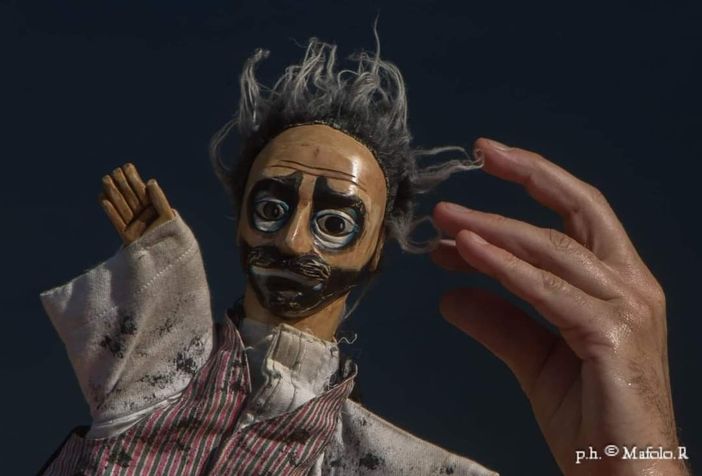 Piobesi d'Alba, La Morra e Scaparoni: il 3, 4 e 5 luglio, Burattinarte porta in scena magia, risate e poesia sotto le stelle