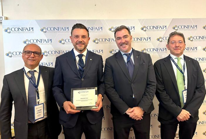 All'assemblea nazionale di Confapi a Roma, Claudio Bertolotto premiato tra le eccellenze italiane