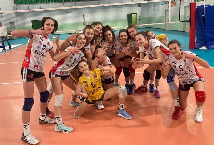 Le ‘gattine’ dell’Under 14 Rossa, vittoriose con L’Alba Volley