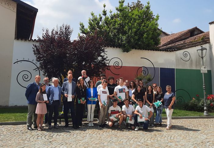 Cherasco, anche l’Avis alla consegna della Costituzione ai neo diciottenni