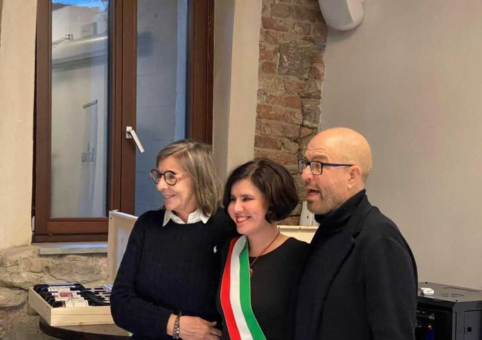 Margherita Fenoglio, il sindaco di Verduno Marta Giovannini e Massimo Gramellini