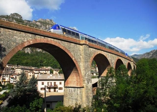 Il rilancio della ferrovia Cuneo-Nizza può attendere: Sncf chiude la biglietteria di Breil sur-Roya