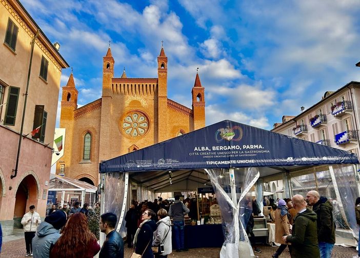 “Tipicamente Uniche”: Alba, Bergamo e Parma insieme alla Fiera del Tartufo 2025 “Tipicamente Uniche”: Alba, Bergamo e Parma insieme alla Fiera del Tartufo 2025