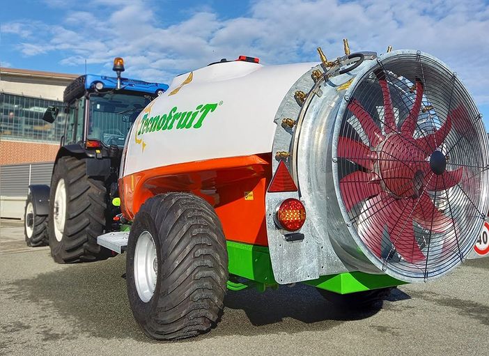 Tecnofruit: da quasi 20 anni punto di riferimento nel mondo dell'attrezzatura per la frutticoltura Tecnofruit: da quasi 20 anni punto di riferimento nel mondo dell'attrezzatura per la frutticoltura