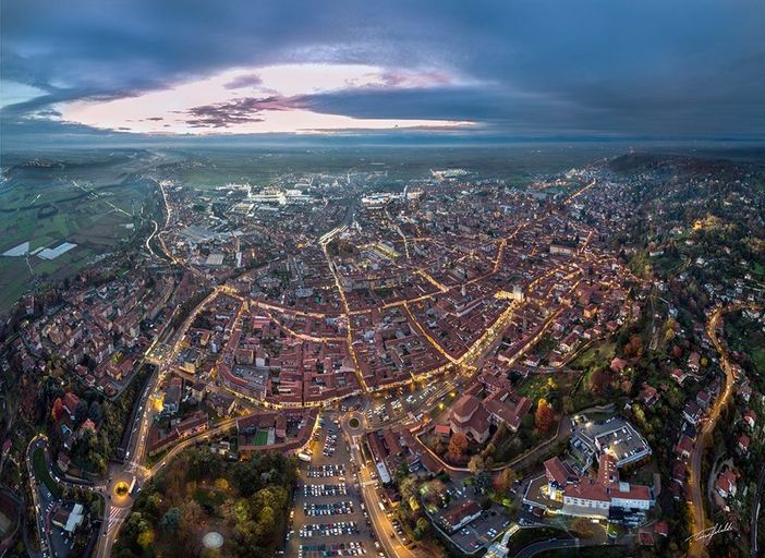 Metti una sera d’autunno a Bra…