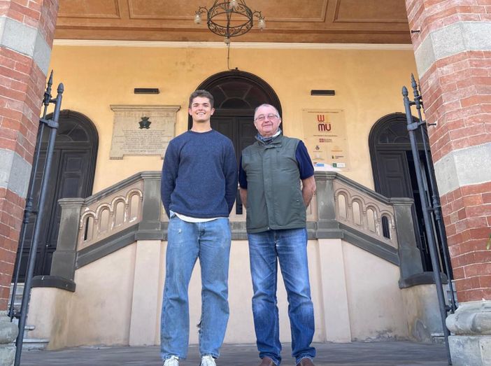 Jay Barolo accanto al sindaco Fulvio Mazzocchi