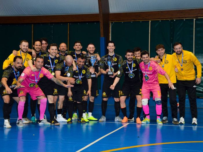 L'Area Calcio Futsal sa solo vincere: promozione in C2 e Coppa L'Area Calcio Futsal sa solo vincere: promozione in C2 e Coppa