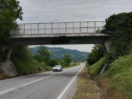 Il Ponte sulla SP12 in località Isorella di Cherasco Il Ponte sulla SP12 in località Isorella di Cherasco