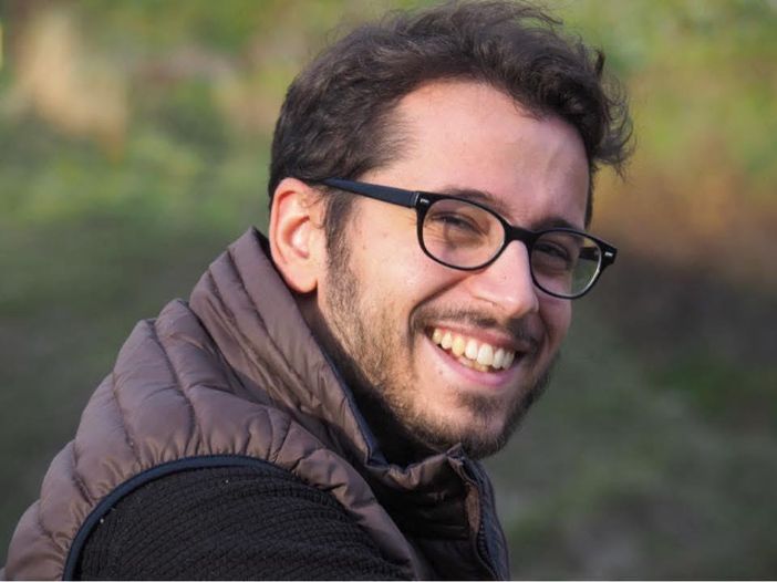 Pietro Carluzzo, il giovane insegnante in partenza per l'Ucraina