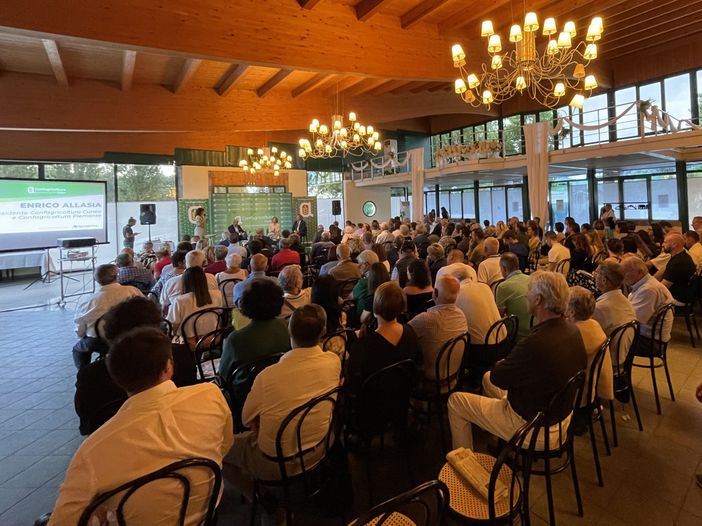 A Pianfei l'assemblea dei soci di Confagricoltura Cuneo: al centro, il tema delle AI A Pianfei l'assemblea dei soci di Confagricoltura Cuneo: al centro, il tema delle AI