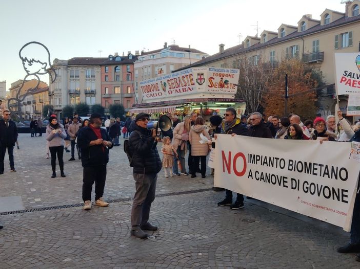 La marcia organizzata dal Comitato ad Alba, nei primi giorni dello scorso dicembre