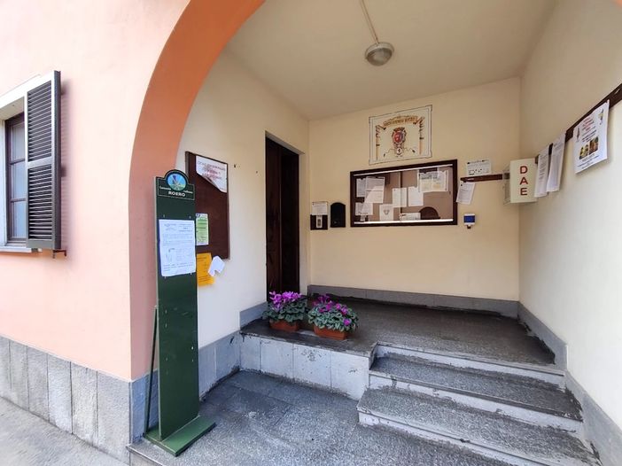 Il municipio di Santo Stefano Roero Il municipio di Santo Stefano Roero