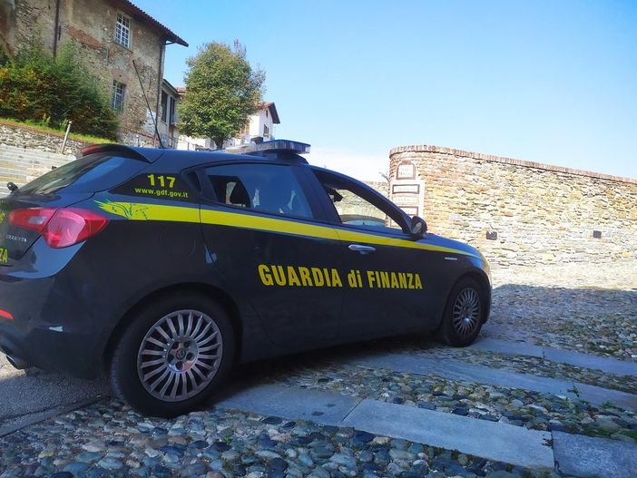 Imprenditore saluzzese evade il fisco per 6 milioni di euro, metà giocati in sale gioco e Casinò Imprenditore saluzzese evade il fisco per 6 milioni di euro, metà giocati in sale gioco e Casinò