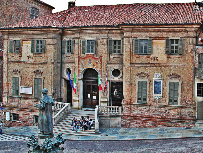 “Lo sguardo di lei”, webinar del comune per "Marzo donna" a Bra “Lo sguardo di lei”, webinar del comune per "Marzo donna" a Bra