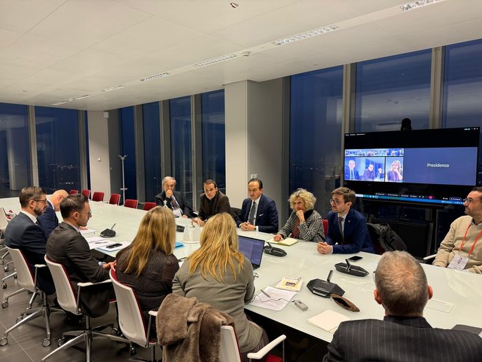 Un momento del vertice tenuto oggi al Grattacielo della Regione Piemonte Un momento del vertice tenuto oggi al Grattacielo della Regione Piemonte