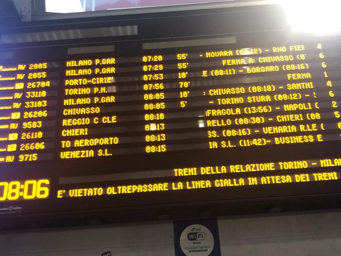 Ritardi e cancellazioni a Porta Nuova a causa di un guasto a Milano Ritardi e cancellazioni a Porta Nuova a causa di un guasto a Milano
