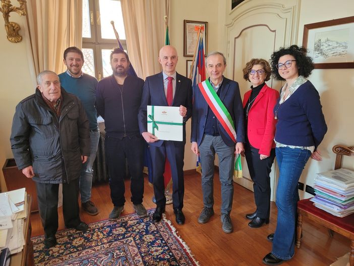 La Giunta braidese riceve il neo Cavaliere della Repubblica Franco Cocuzza La Giunta braidese riceve il neo Cavaliere della Repubblica Franco Cocuzza