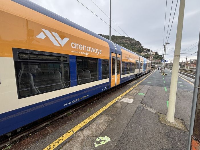 Dalle Alpi al mare in treno, concluso a Imperia il viaggio sperimentale di Arenaways