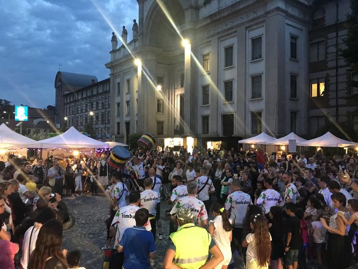 Nella foto un momento di una precedente edizione della serata in piazza San Paolo