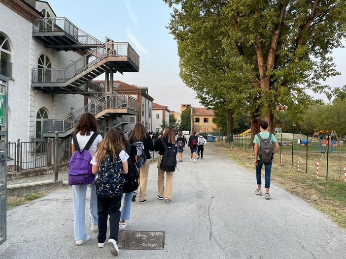 Iscrizioni scolastiche per il prossimo anno rinviate al 21 gennaio: c'è più tempo per l'orientamento Iscrizioni scolastiche per il prossimo anno rinviate al 21 gennaio: c'è più tempo per l'orientamento