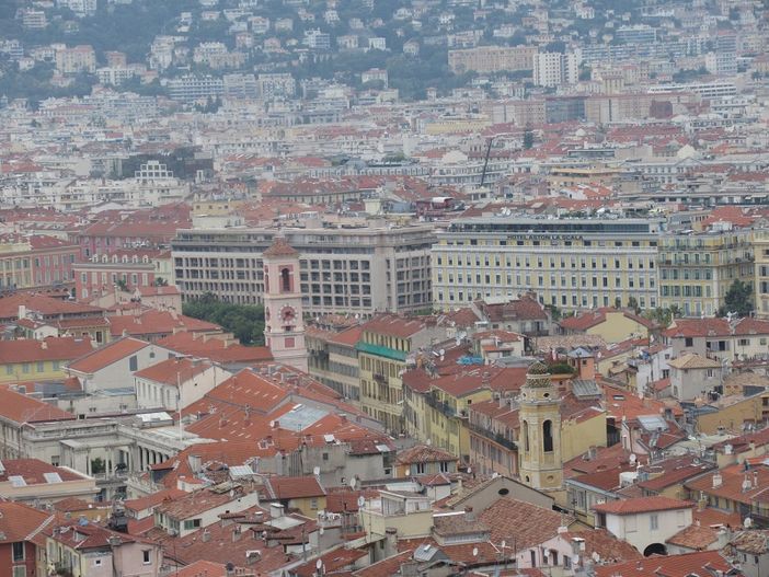 Sotto la lente delle Douanes francesi e della Guardia di Finanza le seconde case in Costa Azzurra dei cuneesi Sotto la lente delle Douanes francesi e della Guardia di Finanza le seconde case in Costa Azzurra dei cuneesi