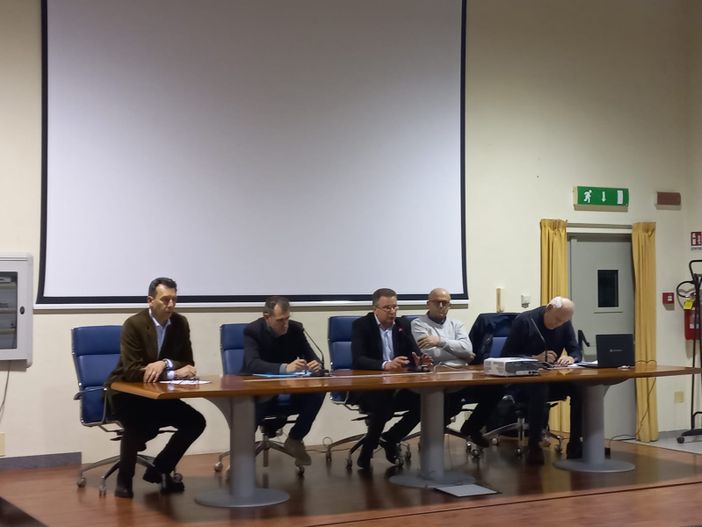 L’Alta Langa dice un no compatto al termovalorizzatore: “Raccolte 46 firme tra Comuni ed Enti, ora vigilerà l’Osservatorio”