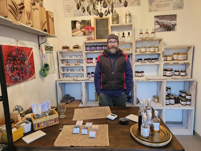 STORIE DI MONTAGNA 181/  Valchiusella dove il miele incontra le farfalle