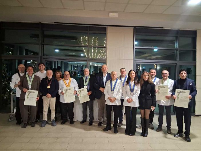 A Cherasco la tradizionale Cena degli Auguri dell'Associazione Cuochi Provincia Granda
