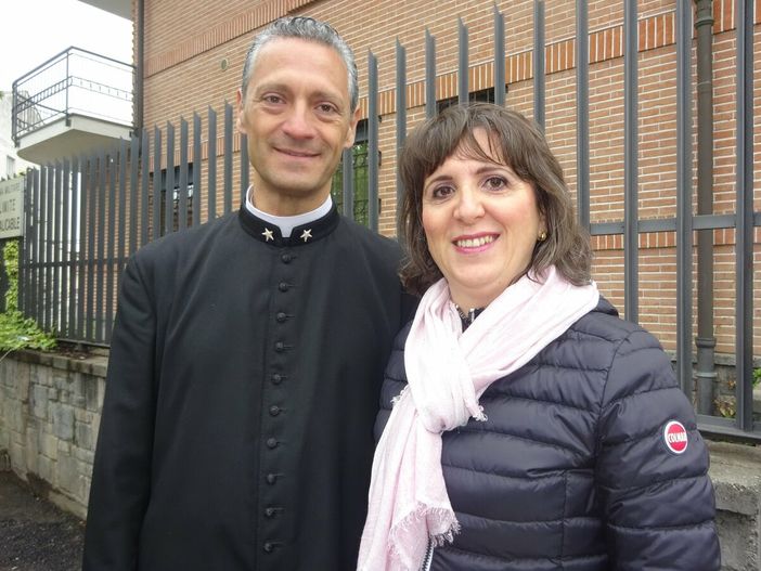 Schegge di luce: pensieri sui Vangeli festivi di don Cosimo Monopoli