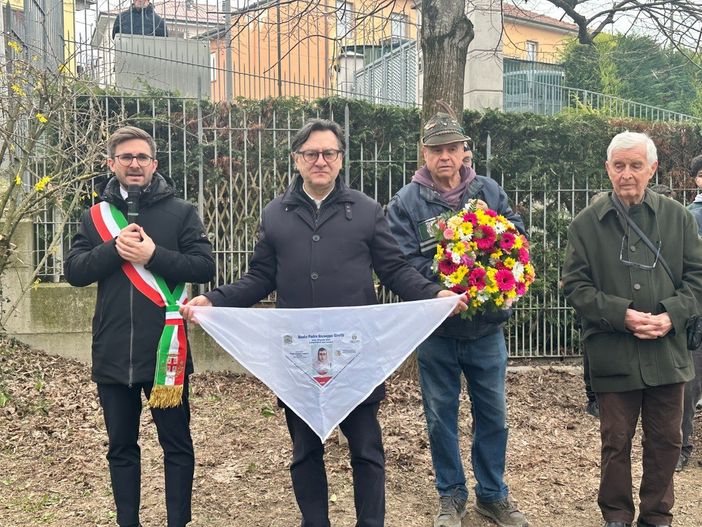 Giornata dei Giusti ad Alba: gli studenti leggono le storie di chi scelse il coraggio contro i totalitarismi