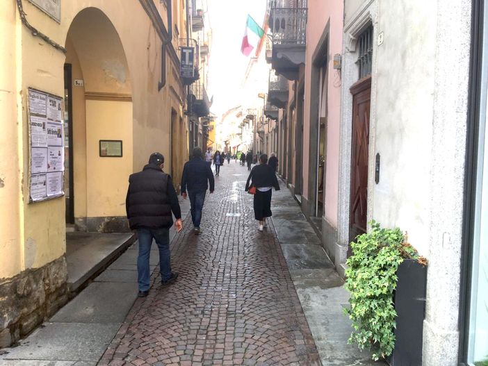 Via Maestra ad Alba (archivio) Via Maestra ad Alba (archivio)