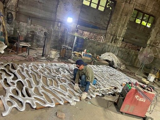 I lavori sulla cancellata che sorgerà su corso Europa I lavori sulla cancellata che sorgerà su corso Europa