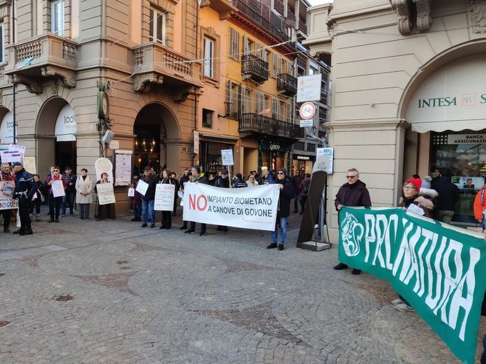 Una manifestazione del Comitato contro l'impianto Una manifestazione del Comitato contro l'impianto