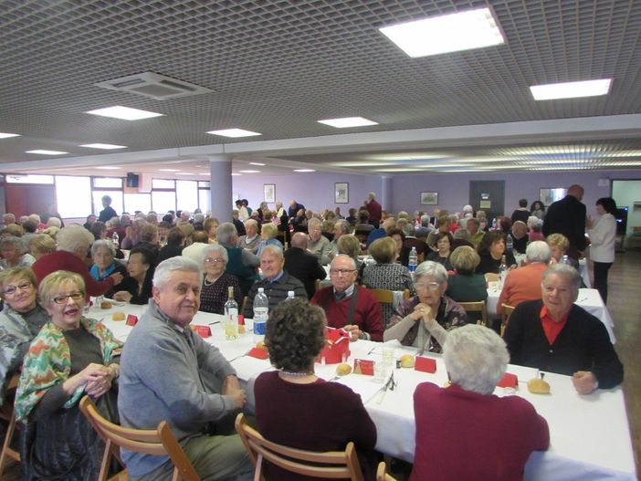 Alba cambia le regole per  accedere ai suoi centri anziani: si alza l’età, porte aperte ai non residenti