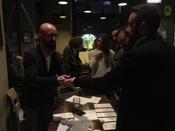 Le poesie d’amore di Vaira sbarcano al castello di Grinzane