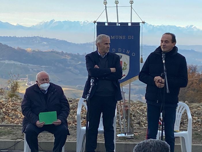 Il ricordo di Lorenzo Morano alla presenza di Alberto Cirio, presidente Regione Piemonte Il ricordo di Lorenzo Morano alla presenza di Alberto Cirio, presidente Regione Piemonte