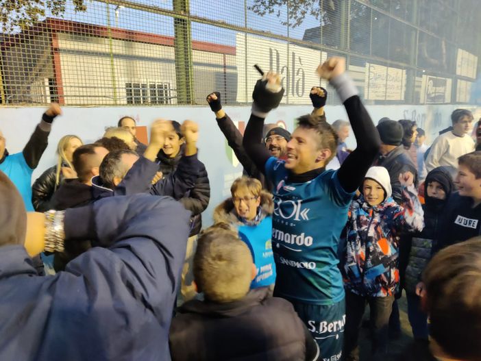 I festeggiamenti dopo il punto finale