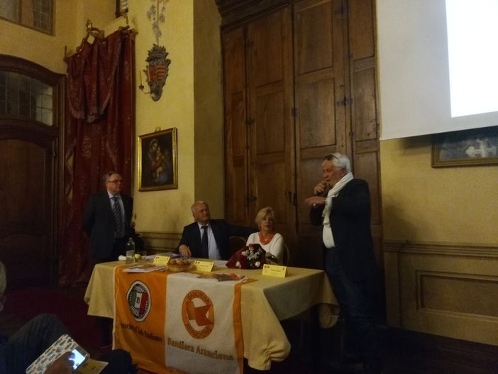 Al Castello di Guarene l’evento di presentazione ufficiale della Bandiera Arancione