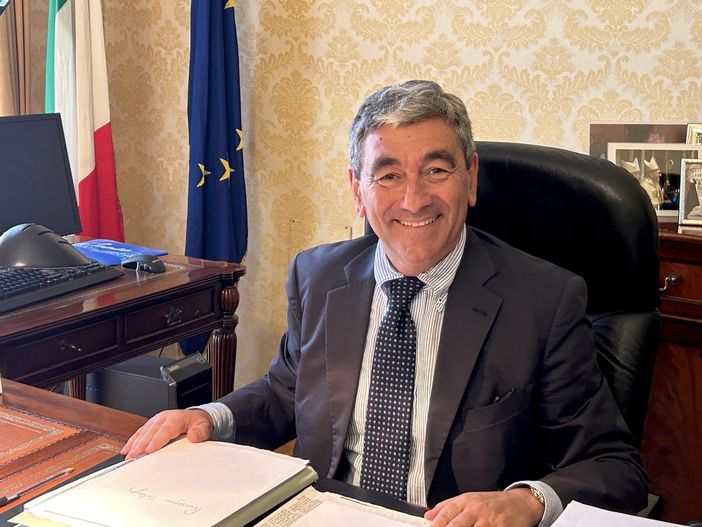 Intesa tra Prefettura e Camera di Commercio di Cuneo, che apre le sue banche dati a tutela della legalità nell'economia locale Intesa tra Prefettura e Camera di Commercio di Cuneo, che apre le sue banche dati a tutela della legalità nell'economia locale