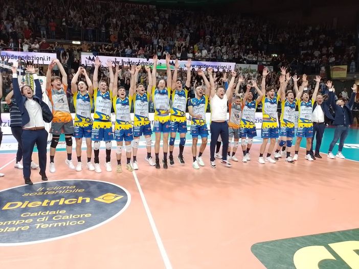 La gioia dei giocatori dopo la conquista della SuperLega