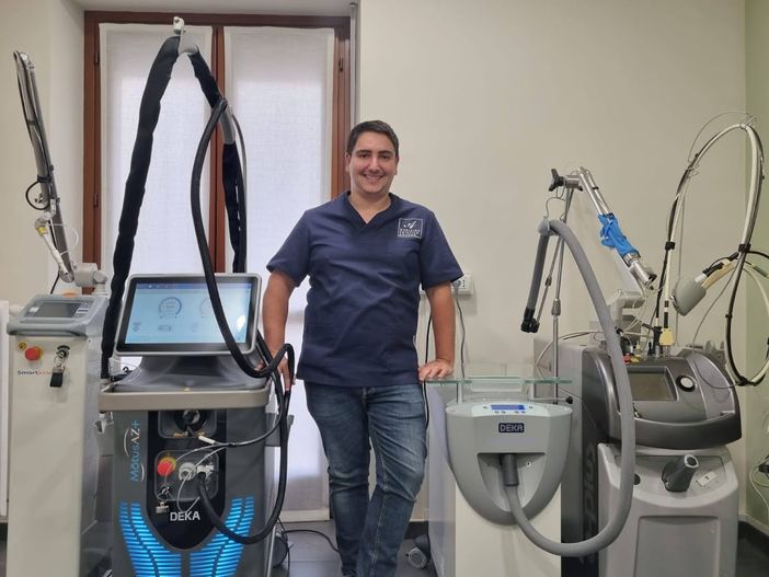 Carbon Peel: il segreto per una pelle perfetta senza aghi e senza stress Carbon Peel: il segreto per una pelle perfetta senza aghi e senza stress